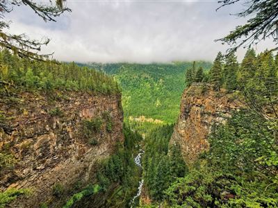 Spahats Creek Falls Canyon